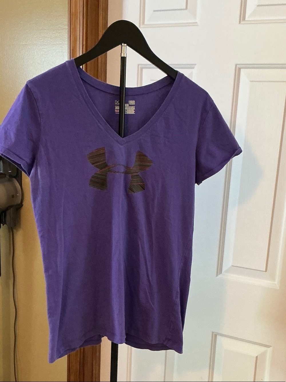 Under Armour Women's Purple V-Neck Logo Tee